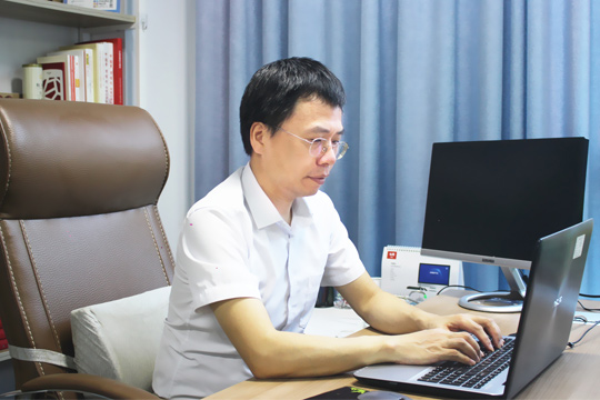 专访MILE米乐：从默默无闻到“巨人”，实力铸就辉煌